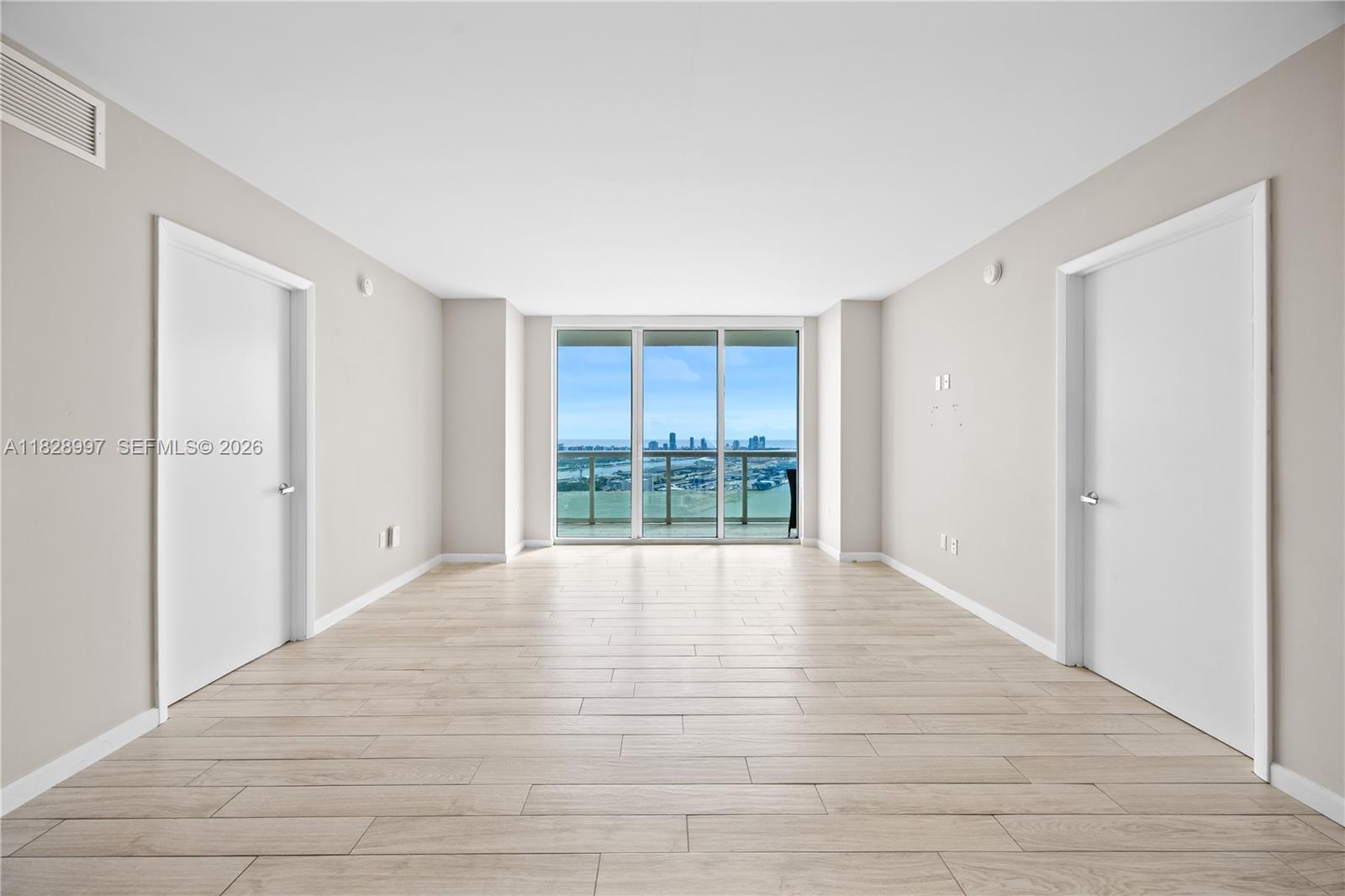 50 Biscayne Boulevard, Unit 4706 Miami, FL 33132 - Photo 8 of 49