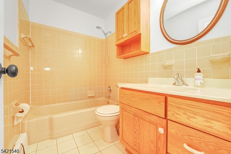 59 Ferguson Road Warren, NJ 07059 - Photo 14 of 41
