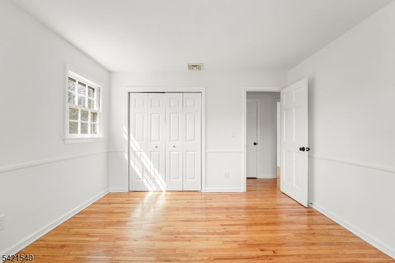 59 Ferguson Road Warren, NJ 07059 - Photo 23 of 41