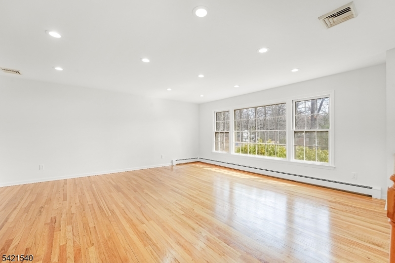 59 Ferguson Road Warren, NJ 07059 - Photo 3 of 41