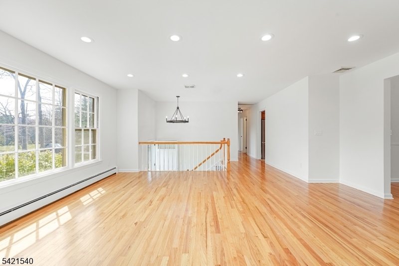 59 Ferguson Road Warren, NJ 07059 - Photo 5 of 41