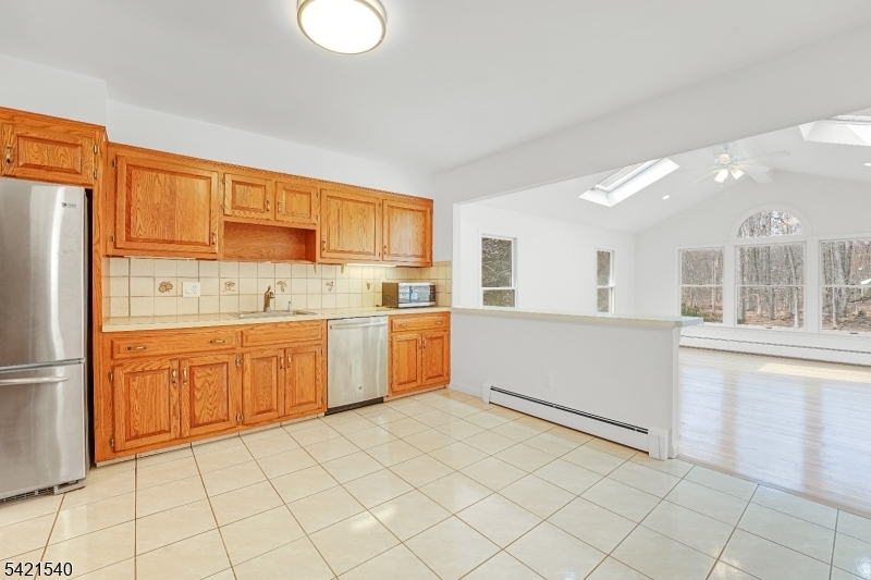 59 Ferguson Road Warren, NJ 07059 - Photo 8 of 41