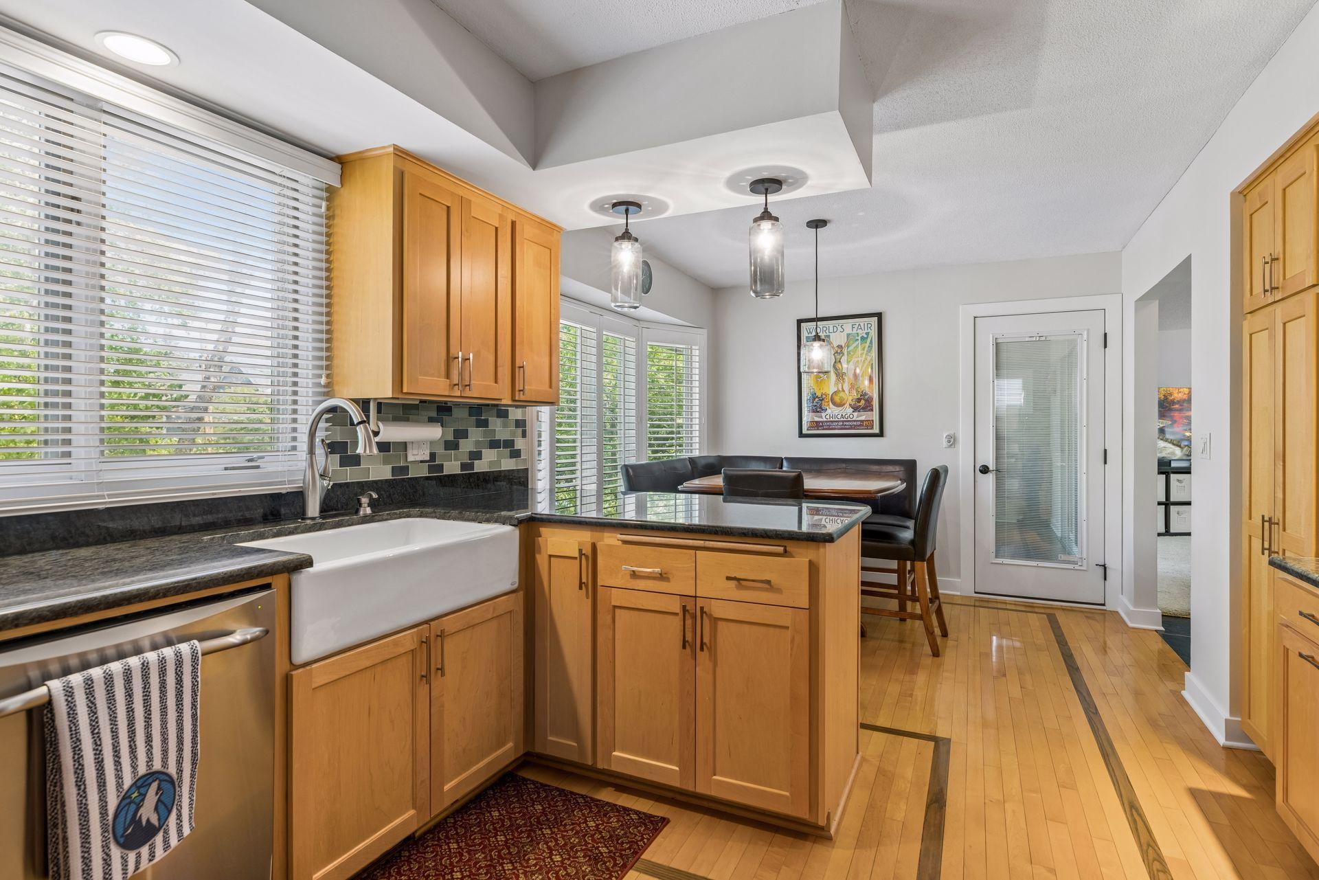 6016 Eden Prairie Road Edina, MN 55436 - Photo 12 of 51