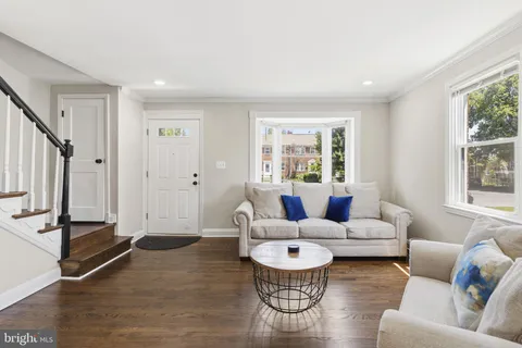 $285,000 | 1733 White Oak Avenue, Parkville, MD 21234