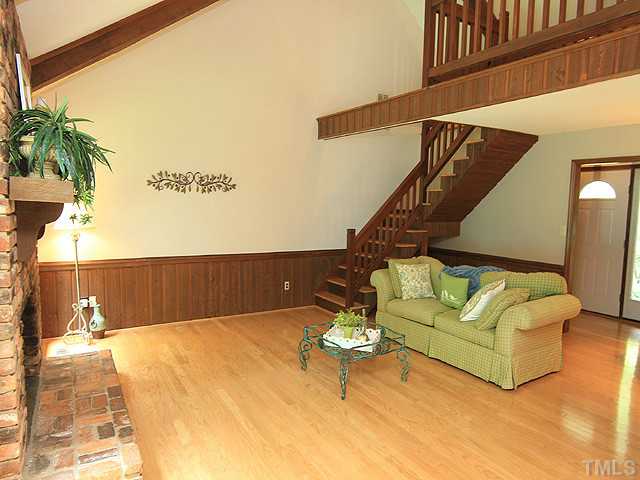 8728 Danbury Circle Raleigh, NC 27613 - Photo 5 of 25 Great space in this room with access to the overhead loft.
