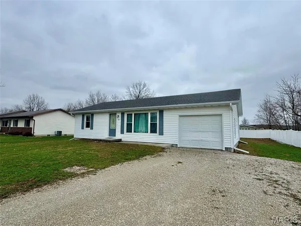 $208,000 | 715 Lawn Street, Monroe City, MO 63456