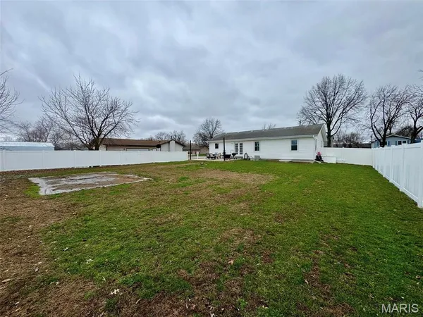 $208,000 | 715 Lawn Street, Monroe City, MO 63456
