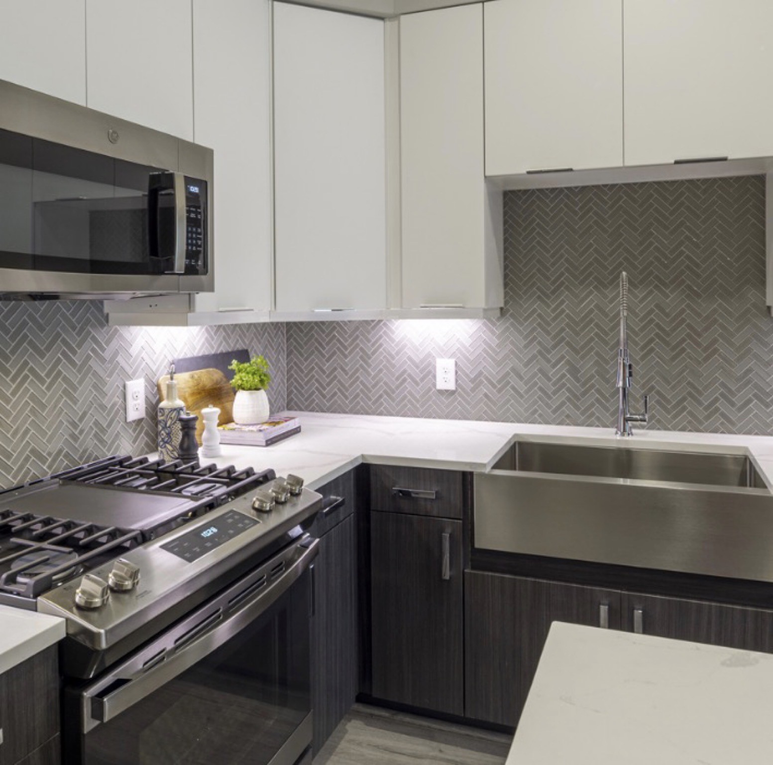 401 West 25th Street, Unit 1407 Houston, TX 77008 - Photo 14 of 43