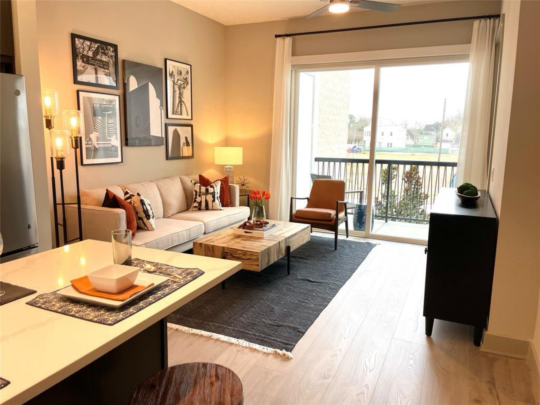 401 West 25th Street, Unit 1407 Houston, TX 77008 - Photo 9 of 43