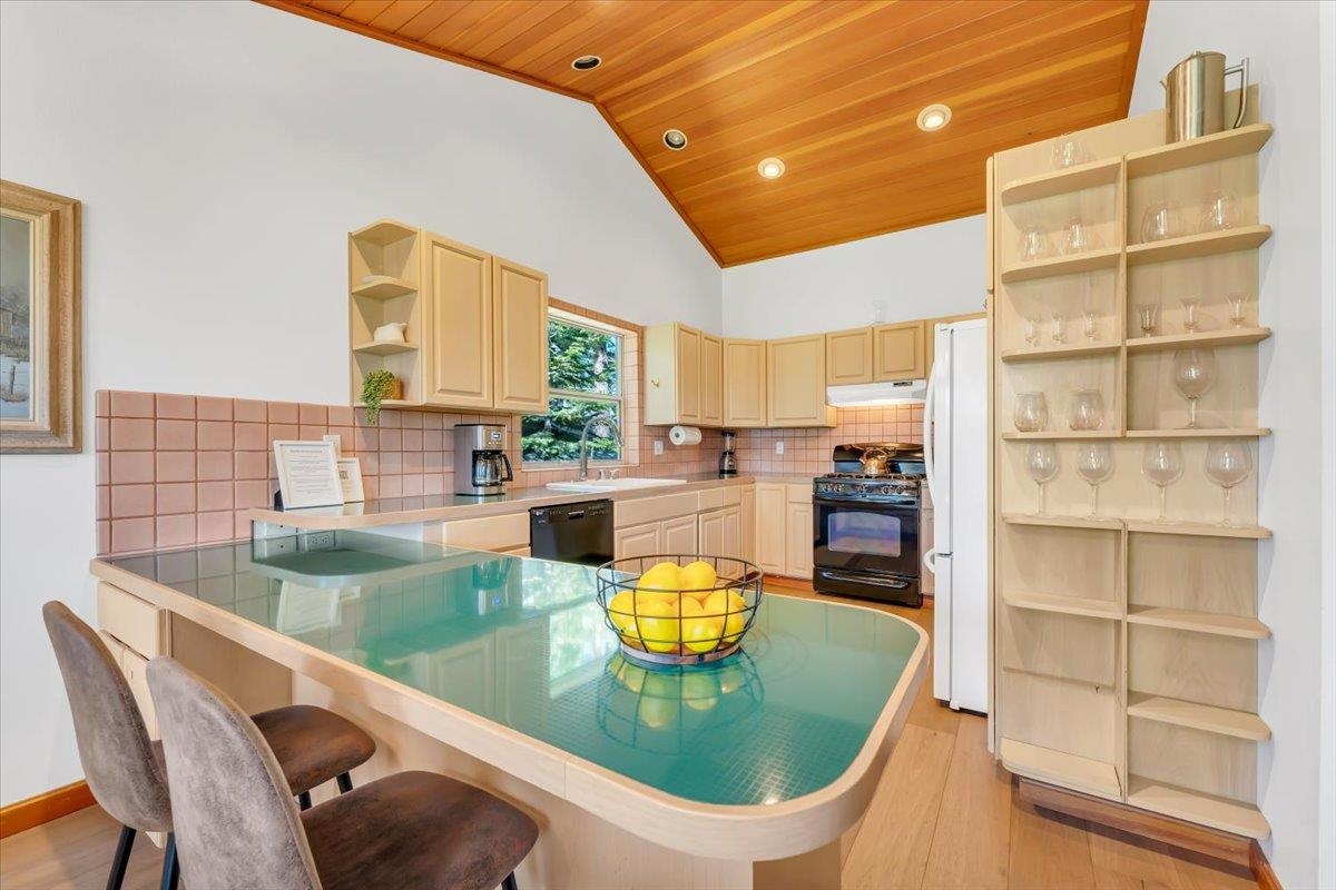 13342 Ski View Loop Truckee, CA 96161 - Photo 12 of 21