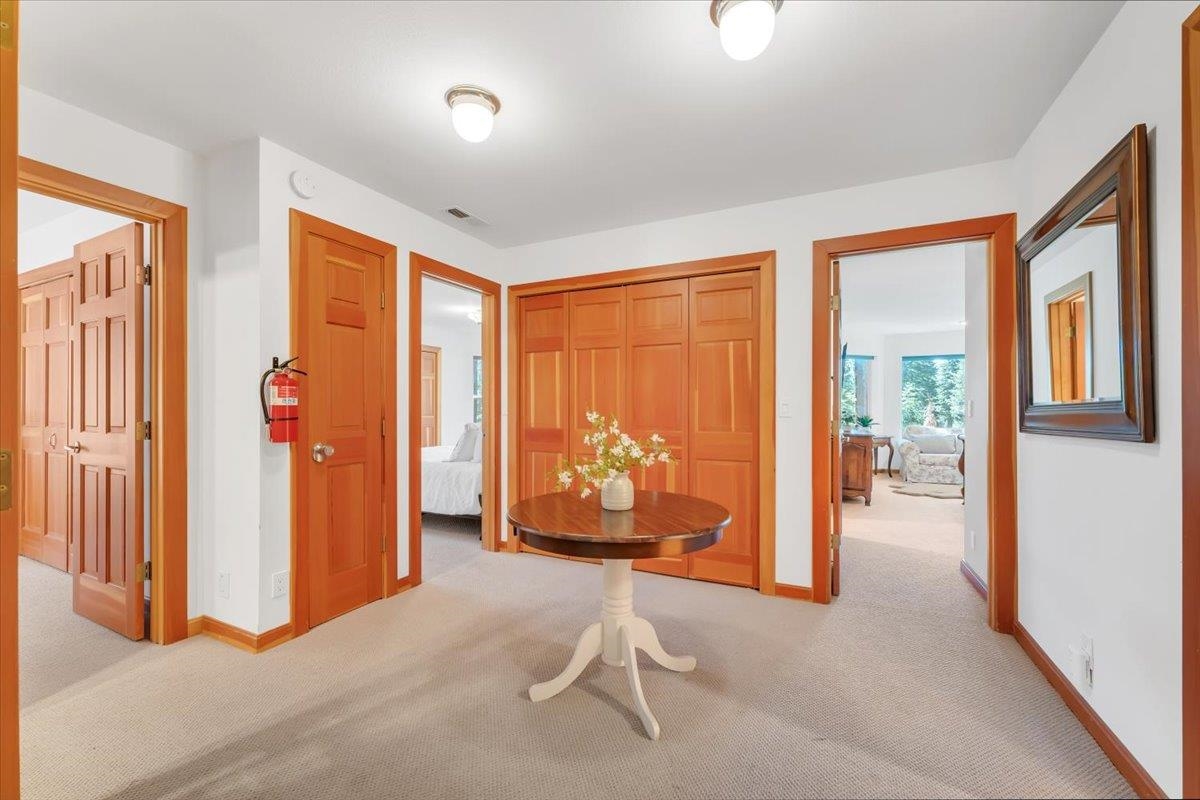 13342 Ski View Loop Truckee, CA 96161 - Photo 5 of 21