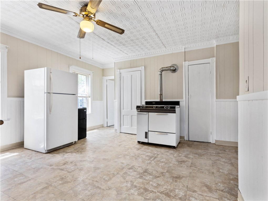 70 Union Street Warren, RI 02885 - Photo 8 of 27 Gallery Image 8