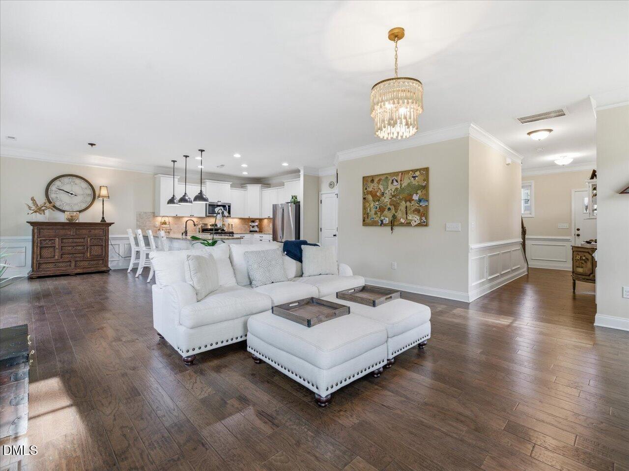 5324 Maplemoor Way Raleigh, NC 27616 - Photo 18 of 80 19-Living Room