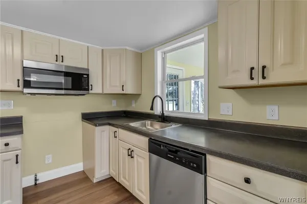 $179,900 | 1030 Brant Farnham Road, Brant, NY 14081