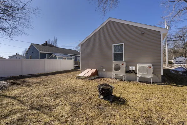 $349,999 | 598 Main Street, Sanford, ME 04083