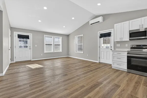 $349,999 | 598 Main Street, Sanford, ME 04083