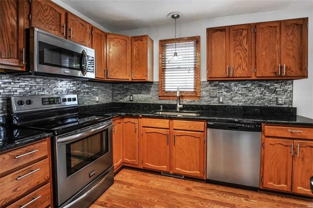 4136 Clendenning Road Gibsonia, PA 15044 - Photo 7 of 19 Gallery Image 7
