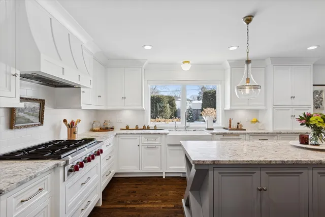 $1,275,000 | 857 Euclid Avenue, Elmhurst, IL 60126