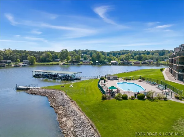 $335,000 | 133 Cedar Glen Court, Unit 3D, Camdenton, MO 65020