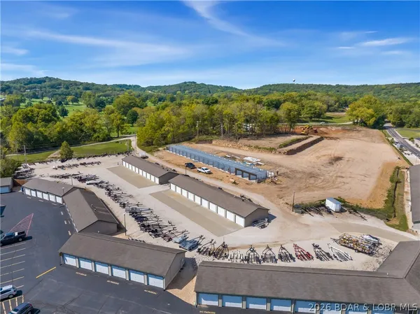 $335,000 | 133 Cedar Glen Court, Unit 3D, Camdenton, MO 65020