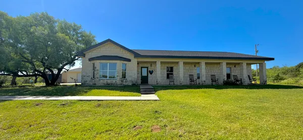 $589,000 | 124 County Road 118, Llano, TX 78643