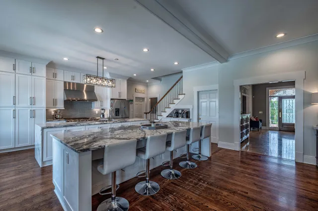 $14,499,000 | 607 Sunnyside Lane, Columbia, TN 38401