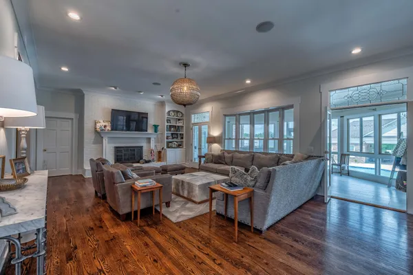 $14,499,000 | 607 Sunnyside Lane, Columbia, TN 38401