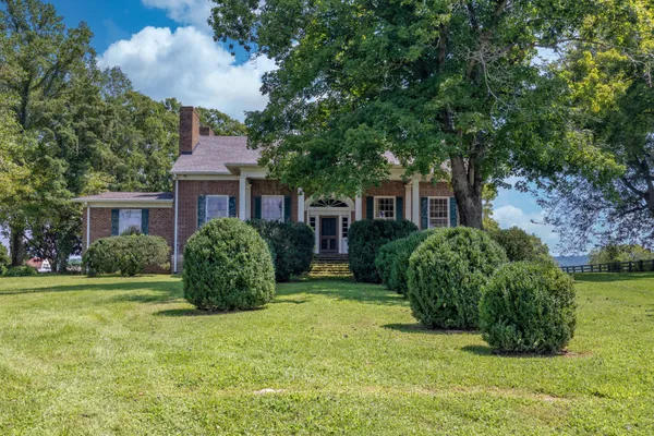 $14,499,000 | 607 Sunnyside Lane, Columbia, TN 38401