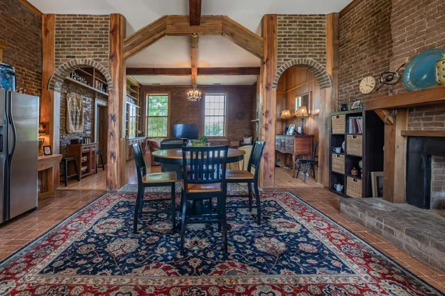 $14,499,000 | 607 Sunnyside Lane, Columbia, TN 38401