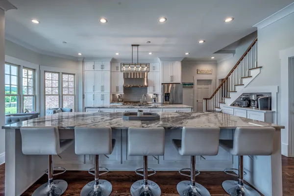 $14,499,000 | 607 Sunnyside Lane, Columbia, TN 38401