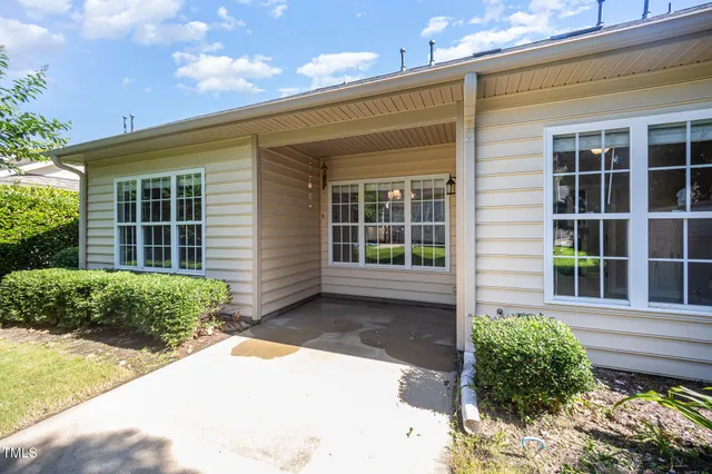 $333,000 | 8007 Crookneck Drive, Angier, NC 27501