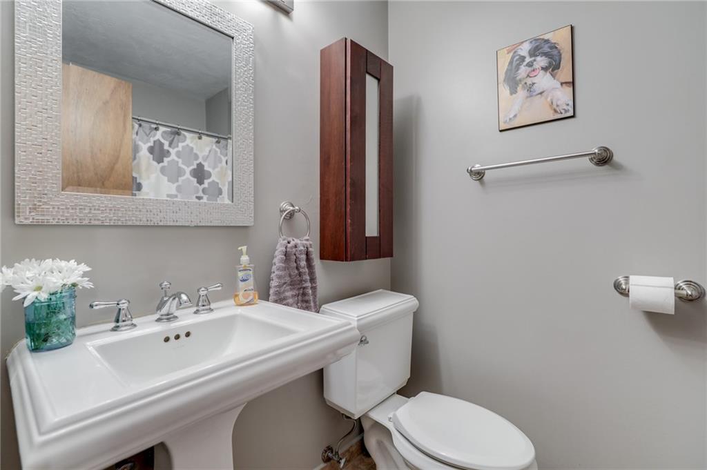 8402 Forward Pass Road Indianapolis, IN 46217 - Photo 28 of 37 Gallery Image 28