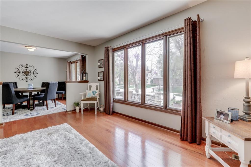 8402 Forward Pass Road Indianapolis, IN 46217 - Photo 6 of 37 Gallery Image 6