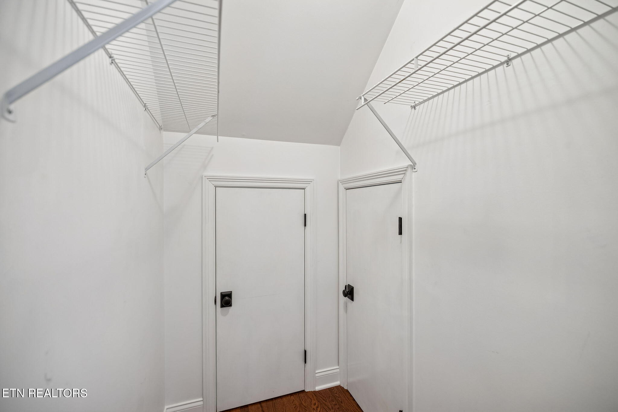 4225 Valencia Road Southwest Knoxville, TN 37919 - Photo 24 of 40 Bedroom 3 WIC