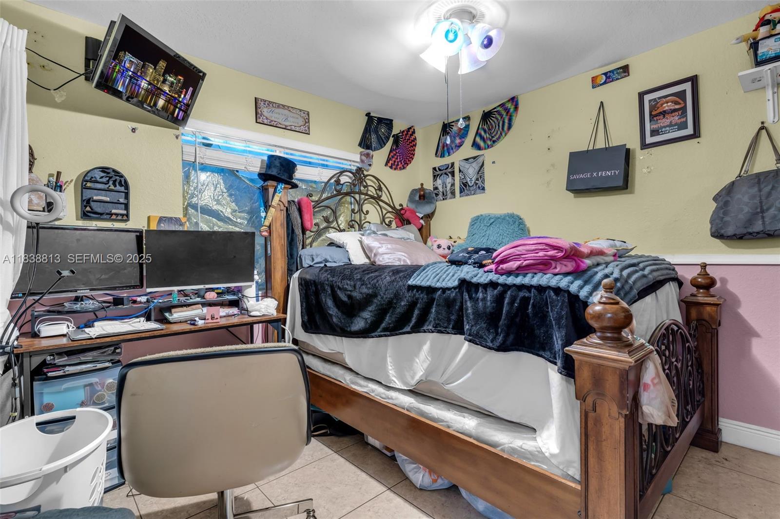 25237 Southwest 133rd Place Homestead, FL 33032 - Photo 29 of 39 a bedroom