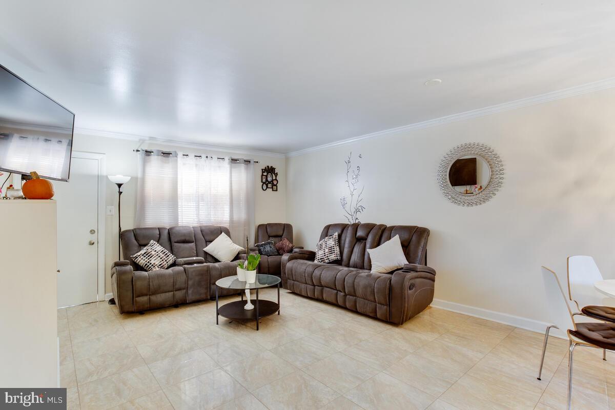 14365 Bel Pre Drive Silver Spring, MD 20906 - Photo 7 of 32