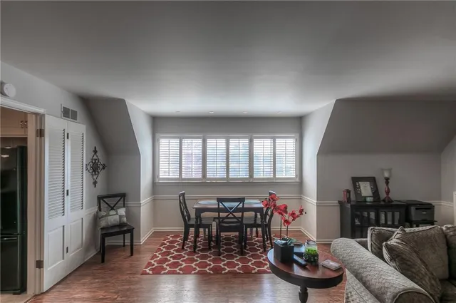 $319,000 | 8361 Somerset Drive, Unit 303, Prairie Village, KS 66207