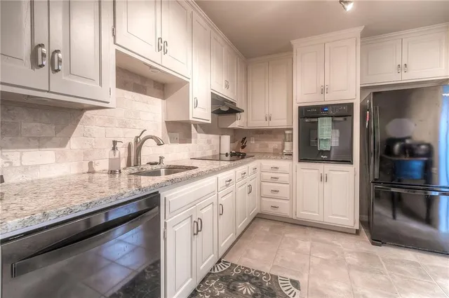 $319,000 | 8361 Somerset Drive, Unit 303, Prairie Village, KS 66207