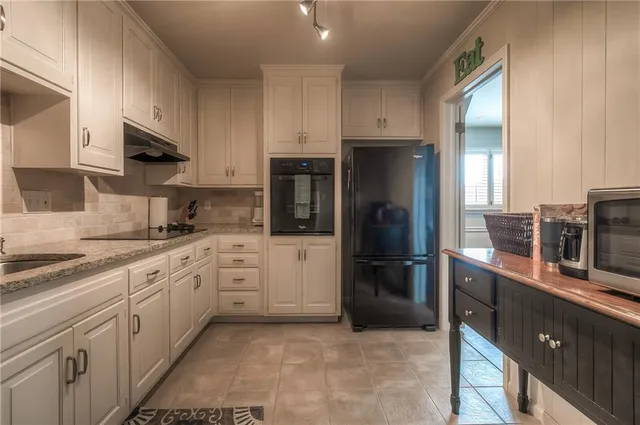 $319,000 | 8361 Somerset Drive, Unit 303, Prairie Village, KS 66207