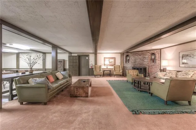 $319,000 | 8361 Somerset Drive, Unit 303, Prairie Village, KS 66207