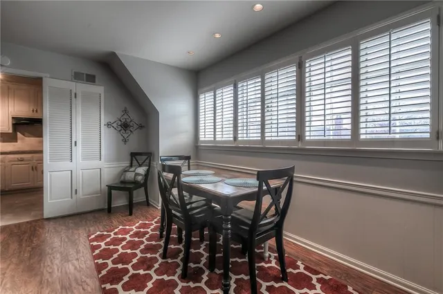 $319,000 | 8361 Somerset Drive, Unit 303, Prairie Village, KS 66207