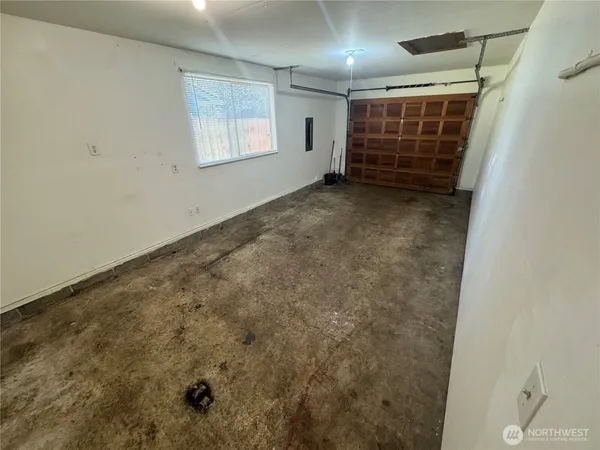 $2,095 | 5323 Rumac Street Southeast, Lacey, WA 98513