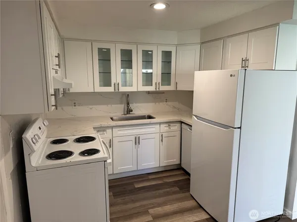 $2,095 | 5323 Rumac Street Southeast, Lacey, WA 98513