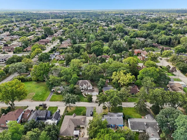 $899,999 | 6619 Palma Lane, Morton Grove, IL 60053