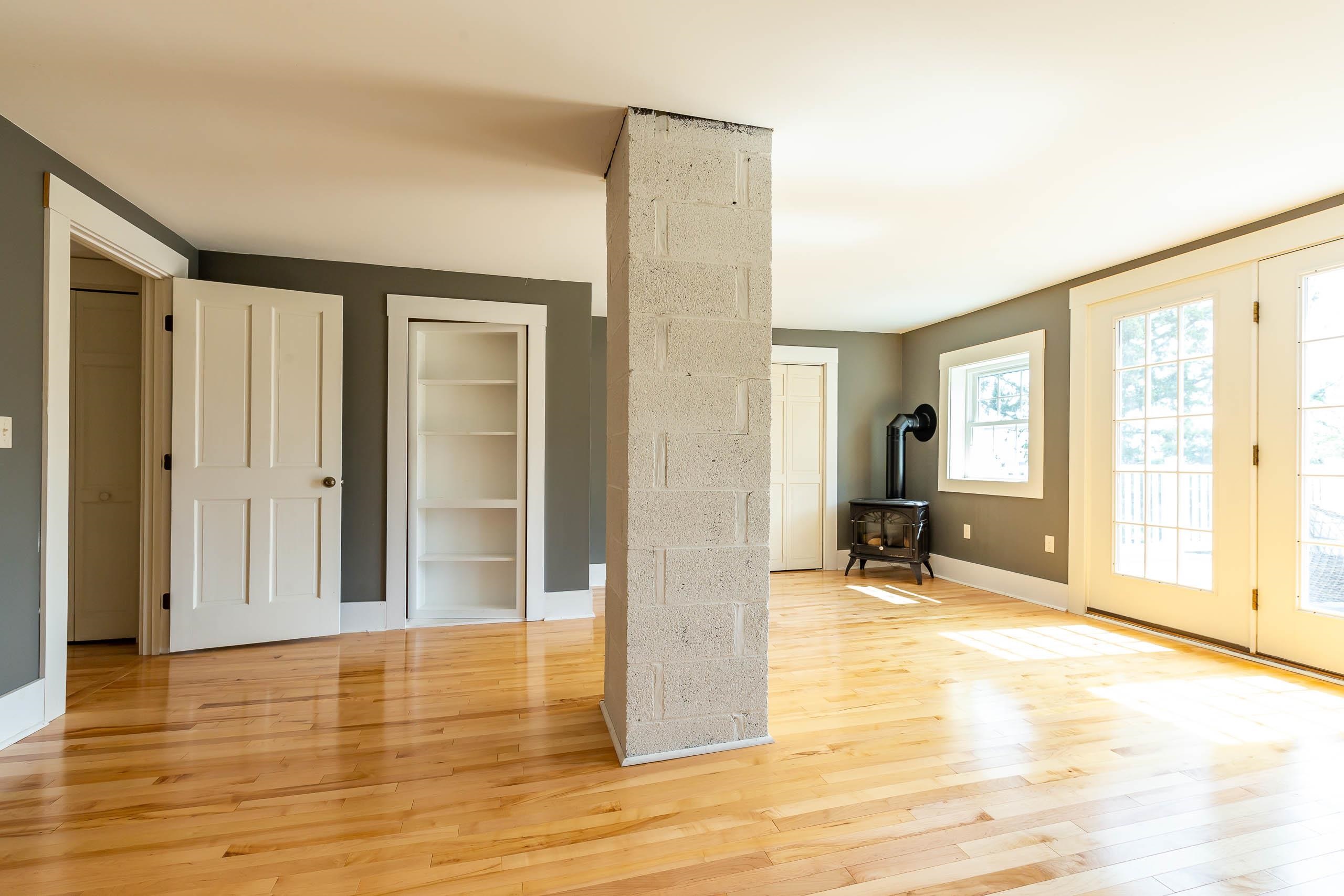 77 Centre Street Concord, NH 03301 - Photo 16 of 27