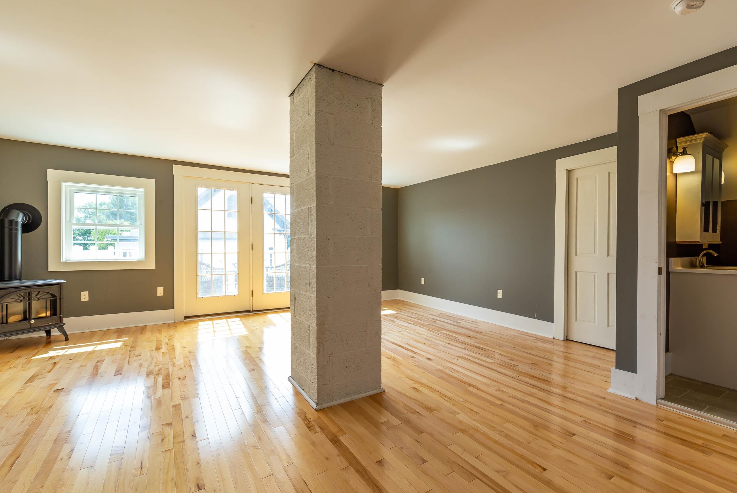 77 Centre Street Concord, NH 03301 - Photo 17 of 27