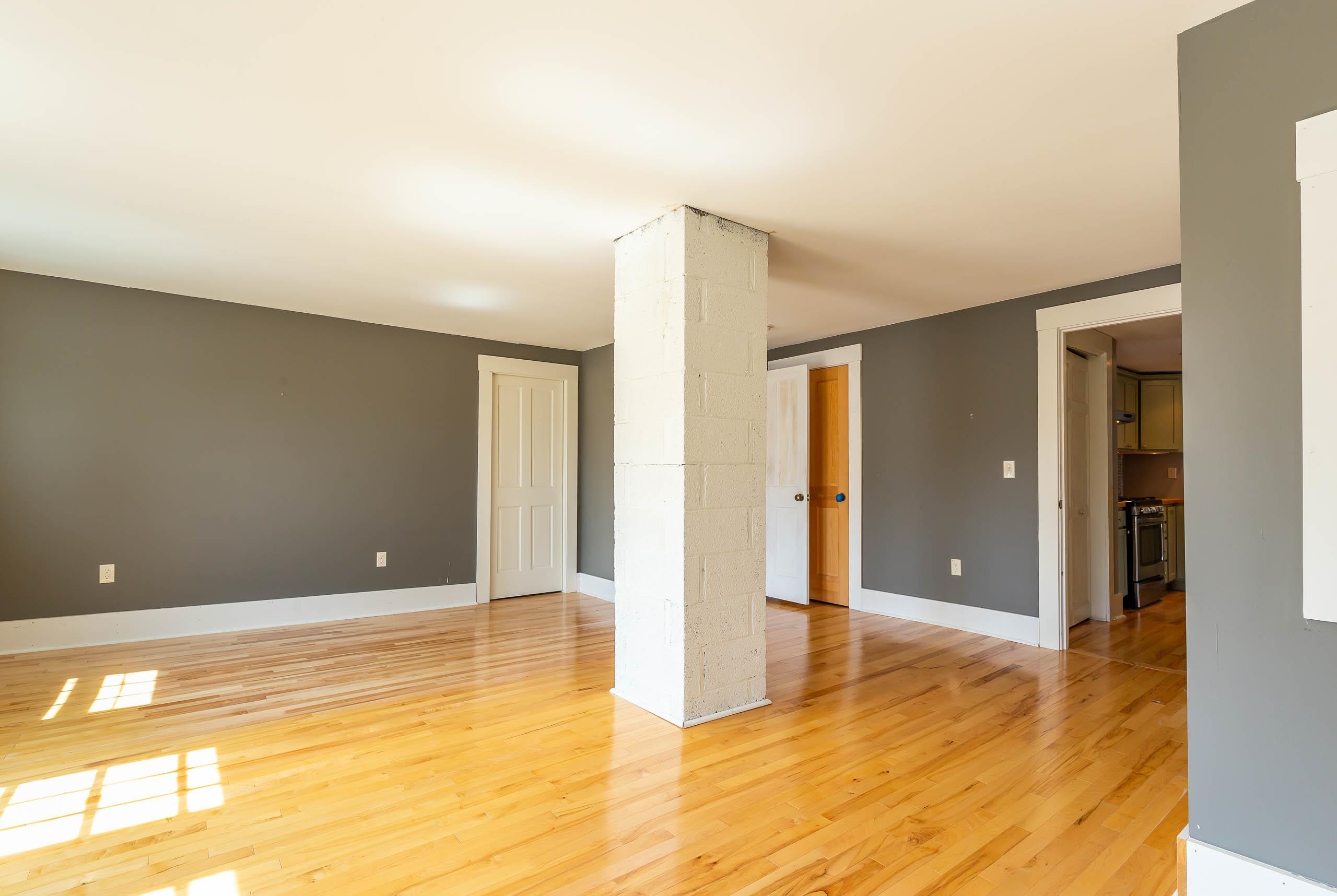 77 Centre Street Concord, NH 03301 - Photo 19 of 27