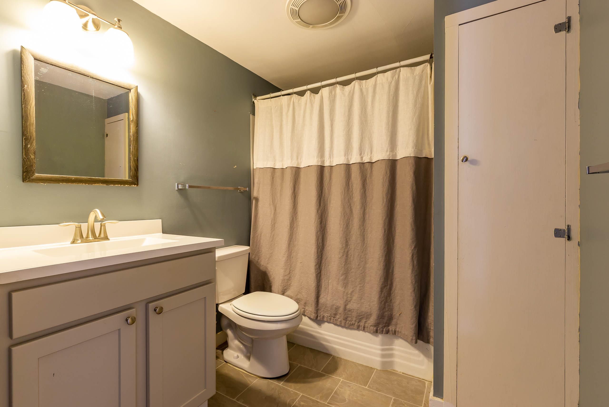 77 Centre Street Concord, NH 03301 - Photo 25 of 27