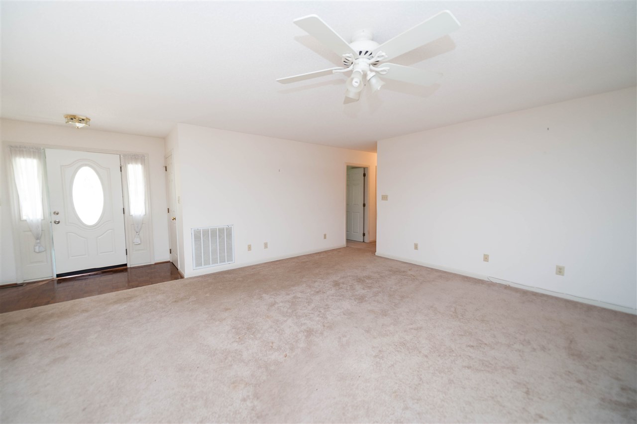 209 Chimney Court Boiling Springs, SC 29316 - Photo 6 of 18 Gallery Image 6
