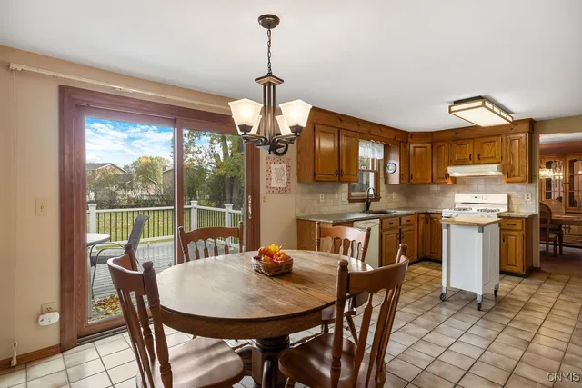 $359,900 | 4034 Libra Lane, Clay, NY 13090